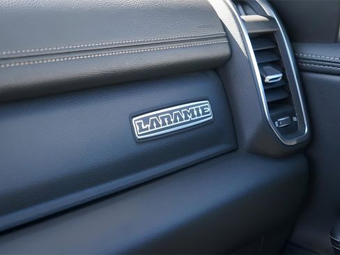 Used 2025 RAM 1500 Laramie image 28
