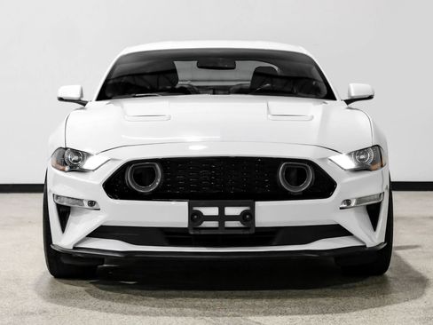 Used 2020 Ford Mustang Premium RWD image 3