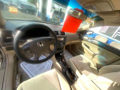 Used 2004 Honda Accord LX image 15
