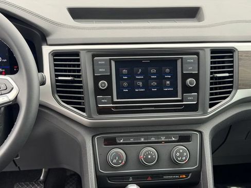 Used 2022 Volkswagen Atlas SE AWD/4WD image 13