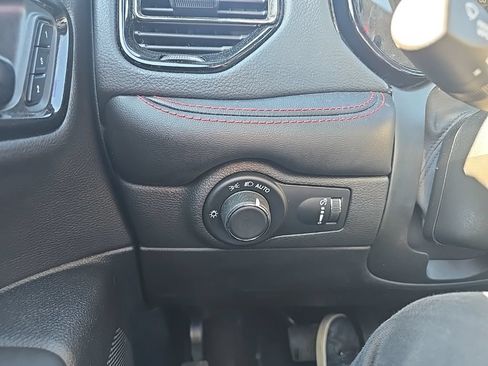 Used 2025 Dodge Durango R/T AWD/4WD image 21