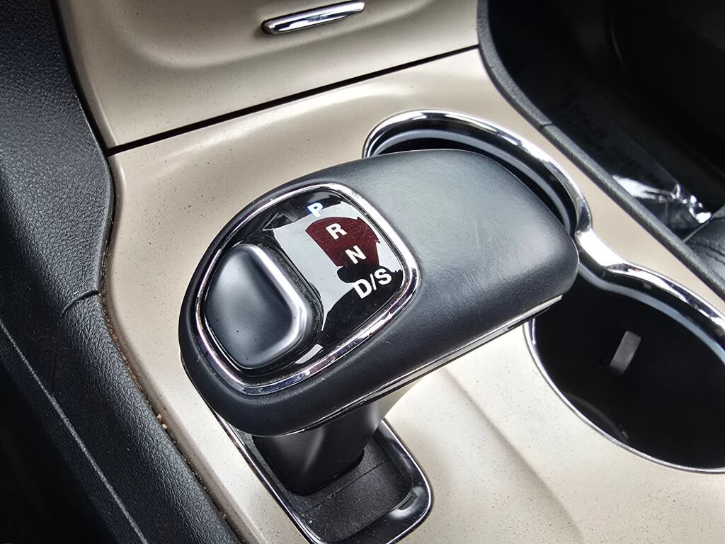 Used 2015 Jeep Grand Cherokee Altitude AWD/4WD image 34