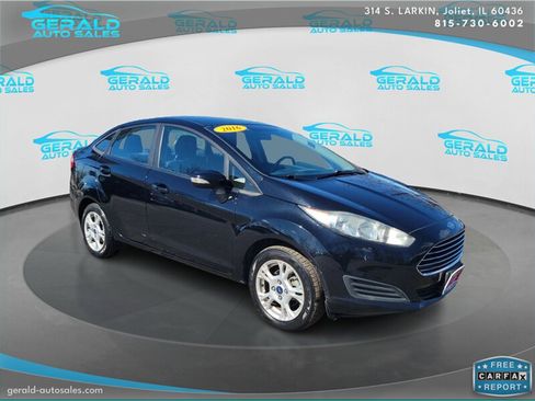 Used 2016 Ford Fiesta SE image 9