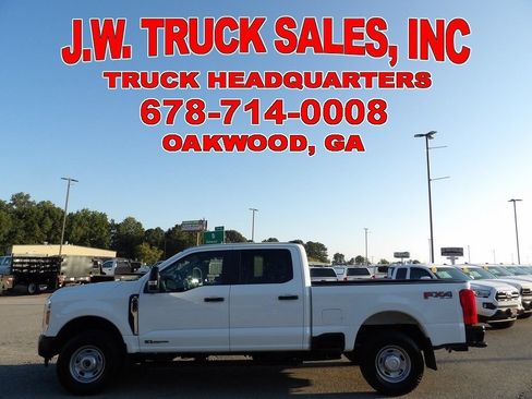 Used 2025 Ford F250 XL w/ XL Off-Road Package AWD/4WD image 2
