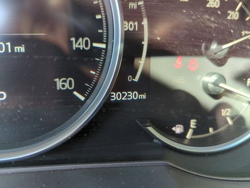 Used 2022 MAZDA CX-5 Signature image 32