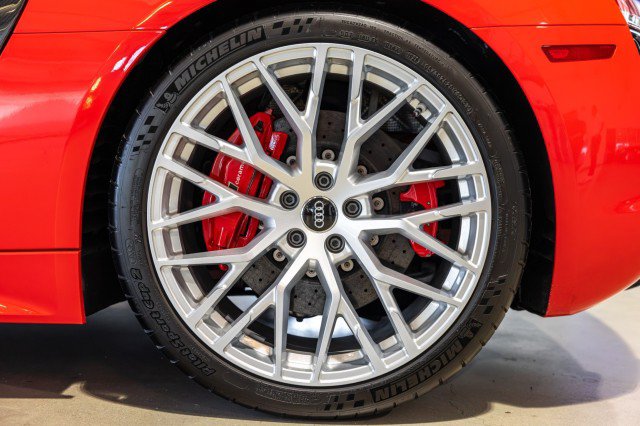 Used 2017 Audi R8 V10 plus AWD/4WD image 23