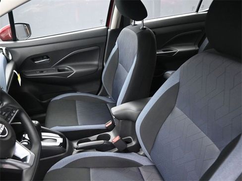 New 2025 Nissan Versa SV w/ Trunk Package image 18