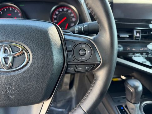 Used 2024 Toyota Camry XSE FWD image 16