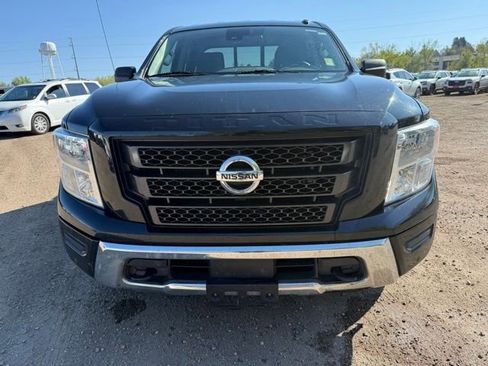 Used 2021 Nissan Titan SV w/ SV Convenience Package AWD/4WD image 8