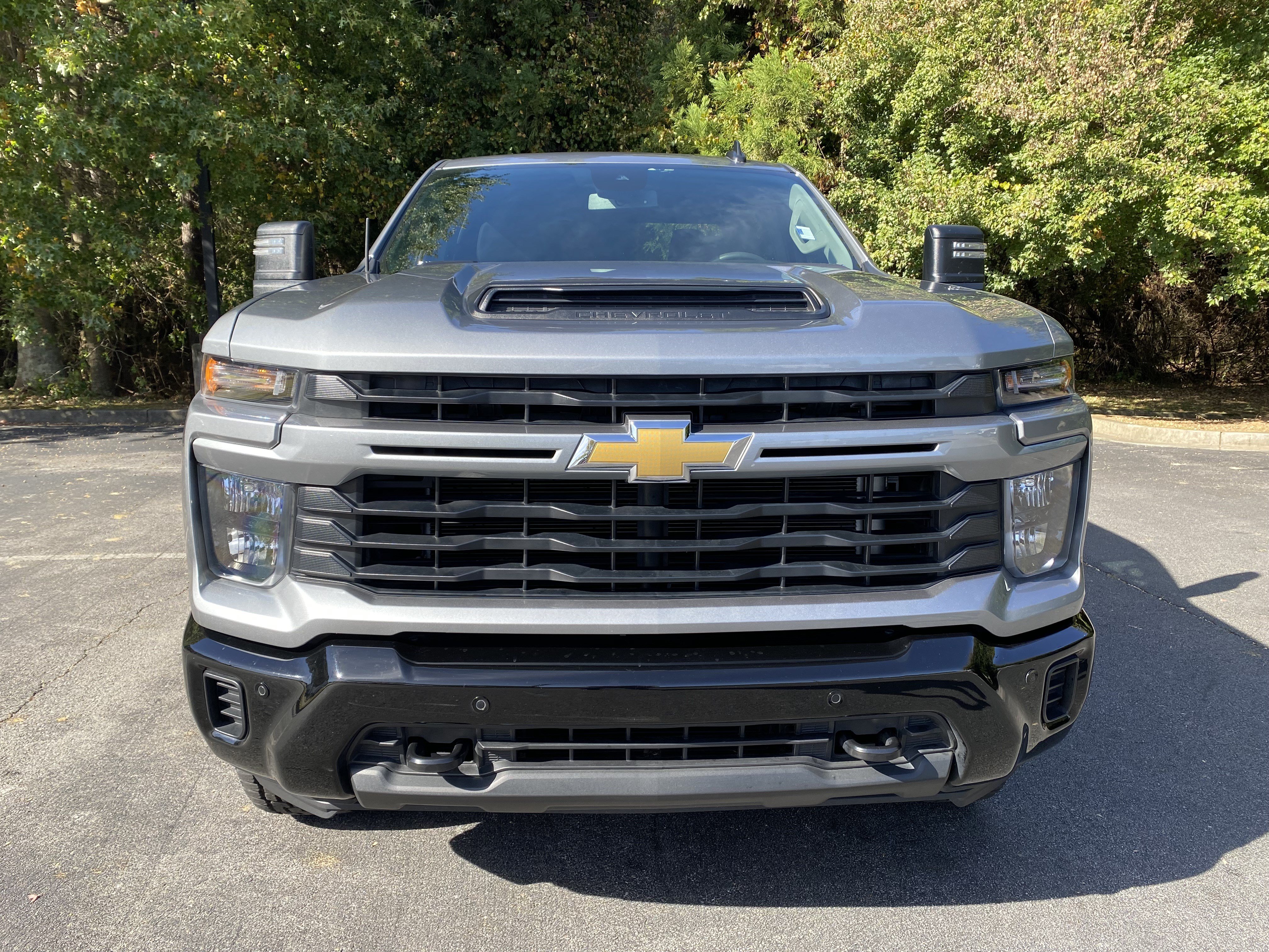 Used 2025 Chevrolet Silverado 2500 Custom w/ Custom Value Package AWD/4WD image 3