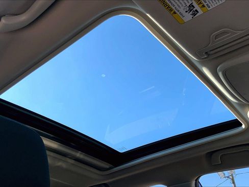 Used 2020 Subaru Forester Premium image 13