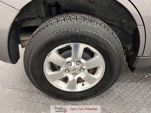 Used 2011 Ford Escape Limited w/ 302A Rapid Spec Order Code FWD image 17