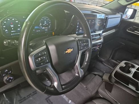 Certified 2023 Chevrolet Silverado 1500 LT AWD/4WD image 18