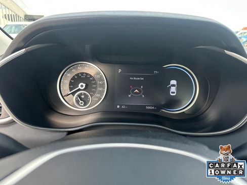 Used 2023 Genesis G70 2.0T image 26