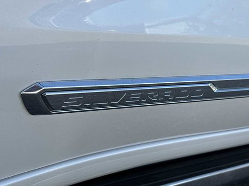 Certified 2024 Chevrolet Silverado 1500 High Country w/ High Country Premium Package image 11