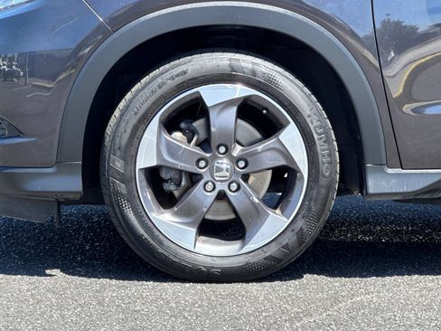 Used 2018 Honda HR-V EX image 12