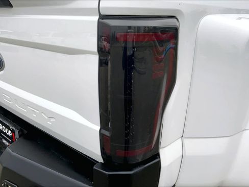 Used 2017 Ford F350 XLT w/ XLT Value Package image 29