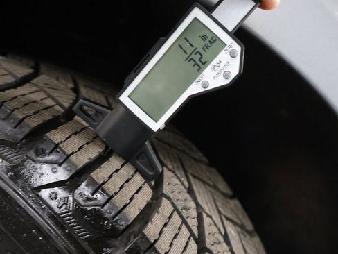 Used 2018 Honda Accord EX image 32