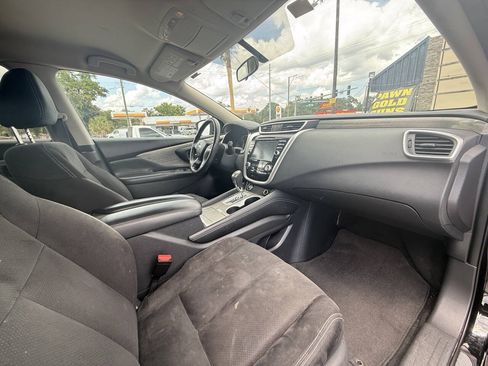 Used 2017 Nissan Murano SV FWD image 16
