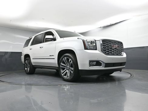 Used 2018 GMC Yukon Denali w/ Denali Ultimate Package AWD/4WD image 33