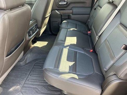 Used 2021 GMC Sierra 2500 Denali image 17
