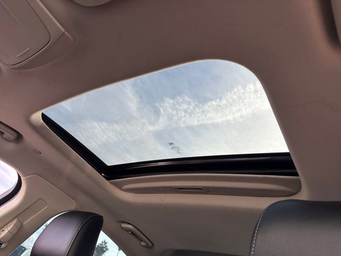 Used 2020 Ford Fusion Titanium image 31