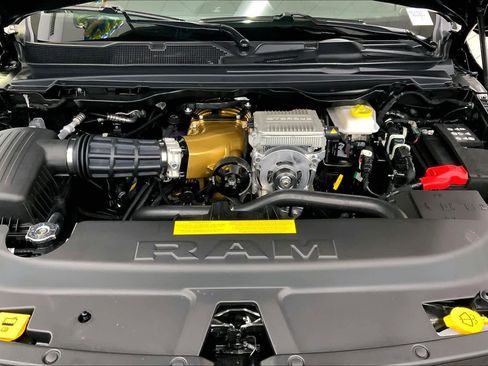 New 2026 RAM 1500 Big Horn AWD/4WD image 16