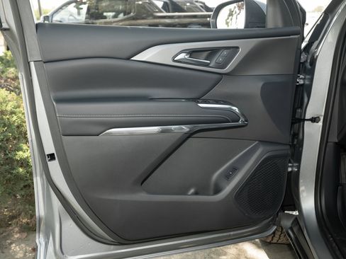 New 2026 Chevrolet Traverse LT w/ Driver Confidence Package image 16