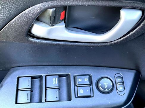 Used 2015 Honda Civic LX image 9