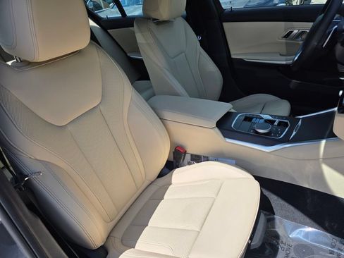Certified 2023 BMW 330i xDrive Sedan w/ Convenience Package AWD/4WD image 27