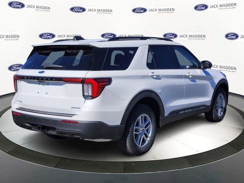 New 2026 Ford Explorer Active image 5