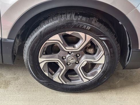 Used 2017 Honda CR-V EX image 11