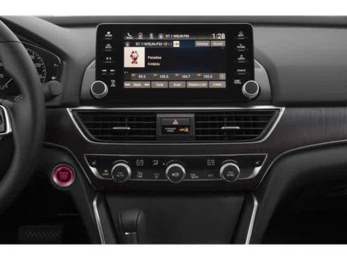 Used 2018 Honda Accord EX-L image 10