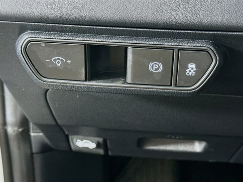 Used 2025 Kia K4 FWD image 17