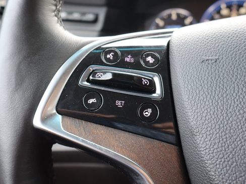 Used 2015 Cadillac Escalade ESV Luxury AWD/4WD image 7
