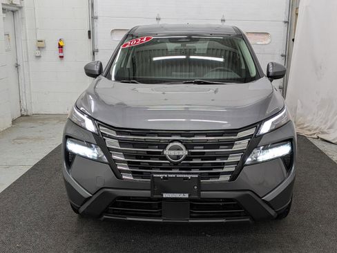 Used 2024 Nissan Rogue SV image 14