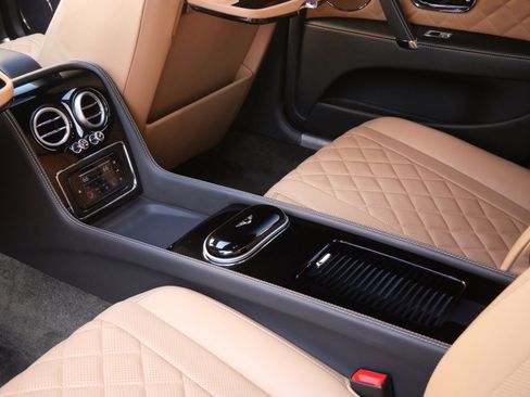 Used 2017 Bentley Flying Spur S W12 image 15