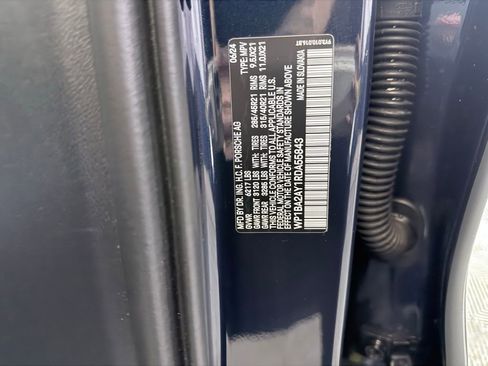 Used 2024 Porsche Cayenne Coupe image 25