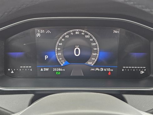 Used 2025 Volkswagen Jetta Sport FWD image 19
