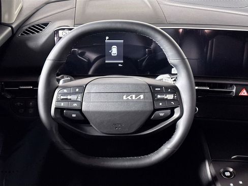 New 2026 Kia Sportage EX AWD/4WD image 13