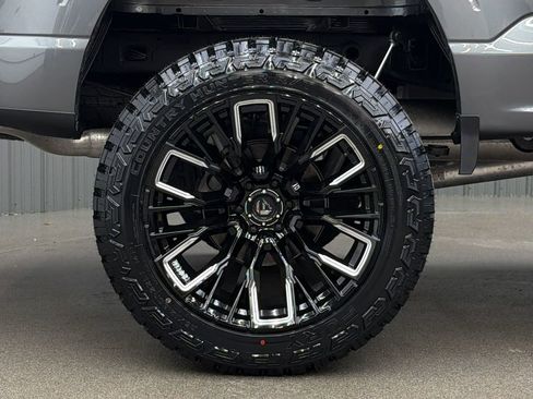 Used 2025 Ford F150 Lariat AWD/4WD image 11