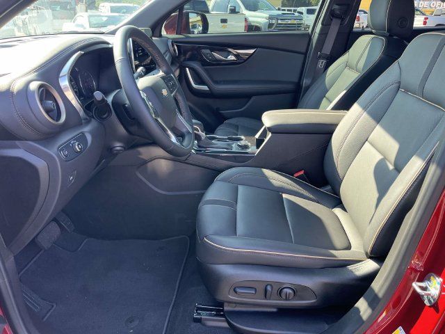 Used 2025 Chevrolet Blazer Premier w/ Driver Confidence II Package FWD image 16