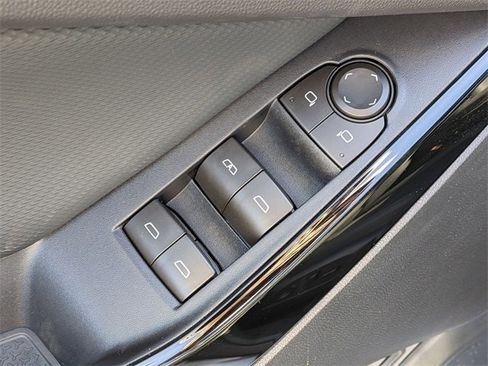 New 2026 Chevrolet Equinox LT w/ Convenience Package II image 13