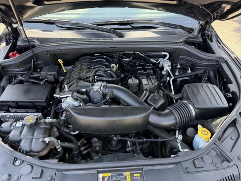 Used 2023 Dodge Durango GT AWD/4WD image 38
