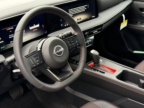 New 2026 Nissan Kicks SR w/ SR Premium Package image 7