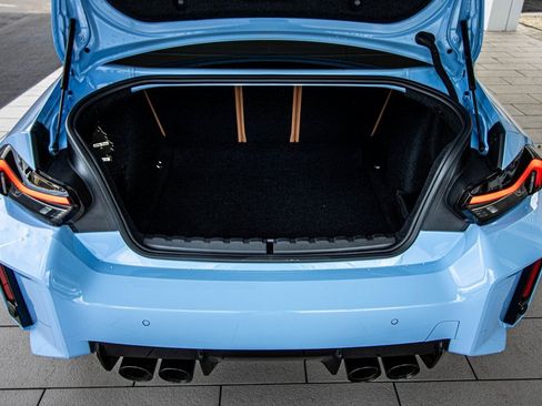 Used 2024 BMW M2 w/ Lighting Package image 17