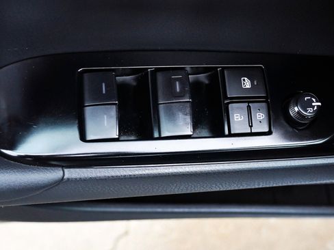 Certified 2025 Toyota Camry LE AWD/4WD image 19