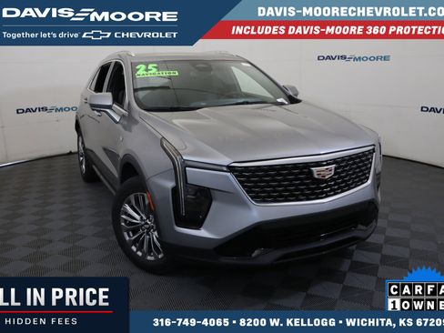 Used 2025 Cadillac XT4 Premium Luxury FWD image 1