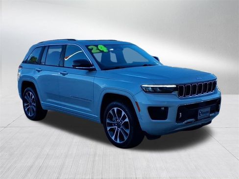 Used 2024 Jeep Grand Cherokee Overland w/ Trailer Tow Package image 2