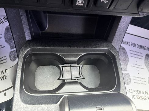 Used 2020 Toyota Tacoma SR5 image 26